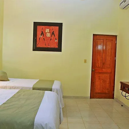 San Miguel Hotel 2*